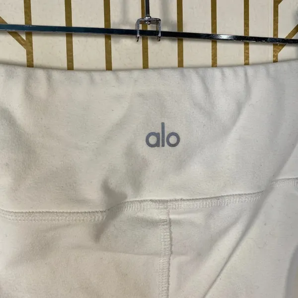Alo Yoga Cropped Leggings Ride Reshare Restore‎ Mesh Panels White Size Medium - Image 8