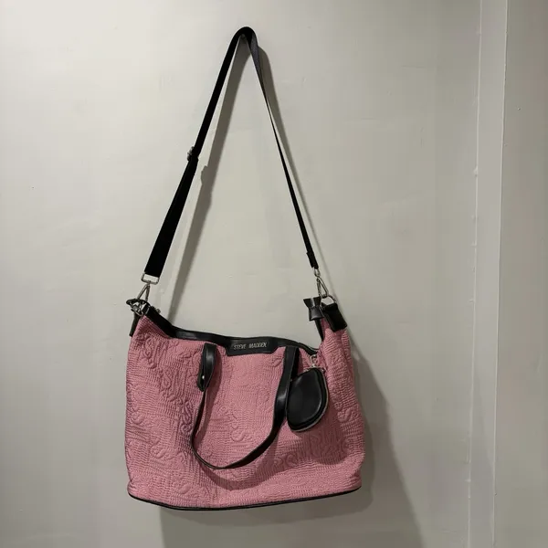 Steve‎ Madden Pink quilted tote Travel bag and detachable crossbody Bag Keychain - Image 2