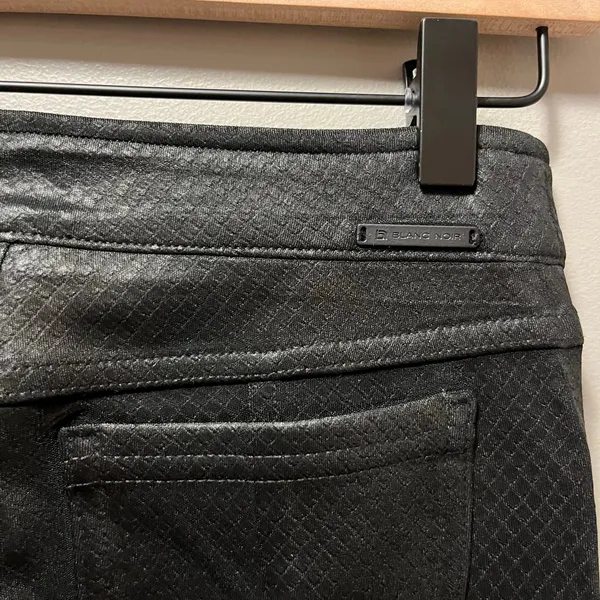 Blanc Noir Women’s Reptile London Street‎ Pants Size XS Black - Image 6
