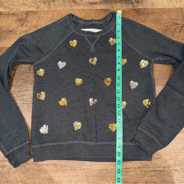 Abercrombie & Fitch Sequins Heart Crewneck Sweatshirt - Image 7
