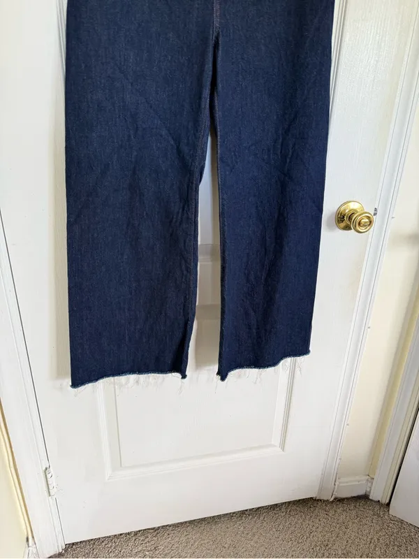 Veronica Beard Grant Wide Leg Raw Hem Jeans in Indigo - Image 4