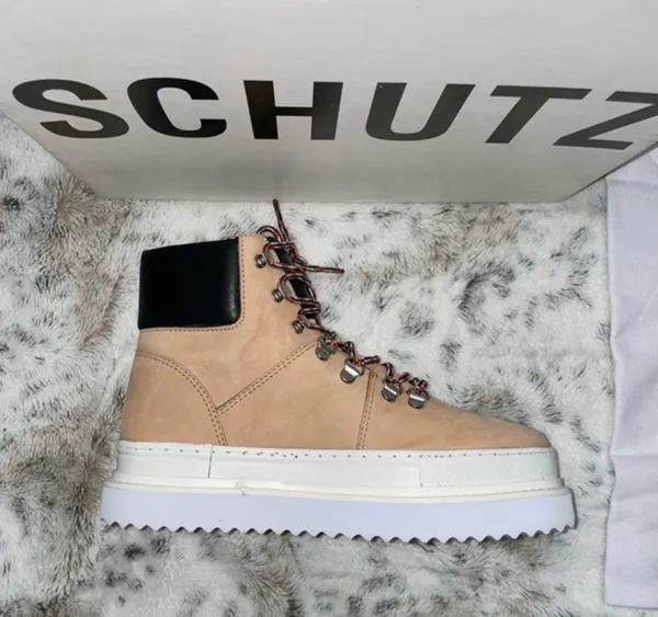 Schutz 🆕 BNIB | Marlua Leather Platform Lace Up Boot | Honey Beige & Black - Image 8