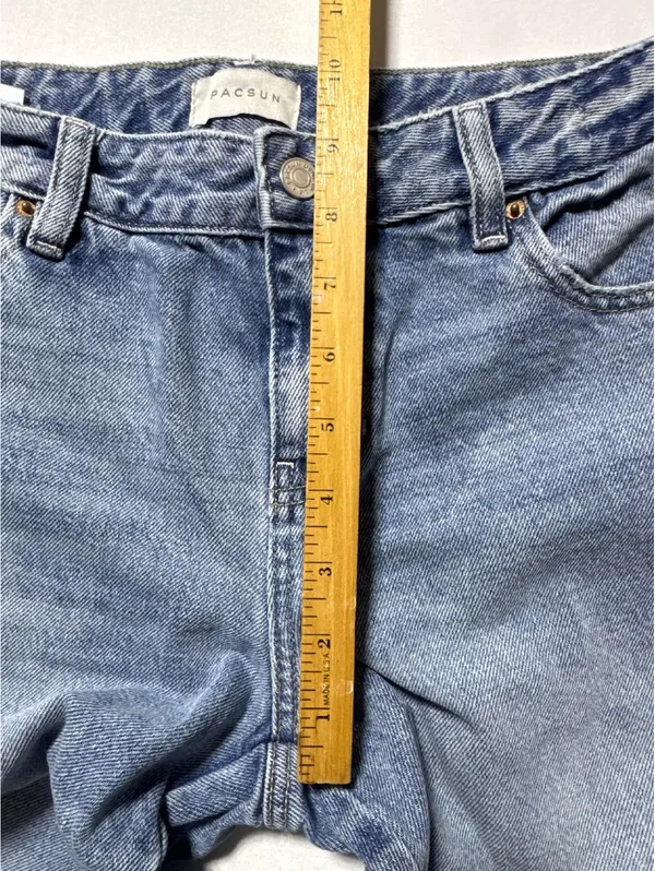 PacSun Wide-Leg Blue Denim Jeans - Comfy and Cool! - Image 4