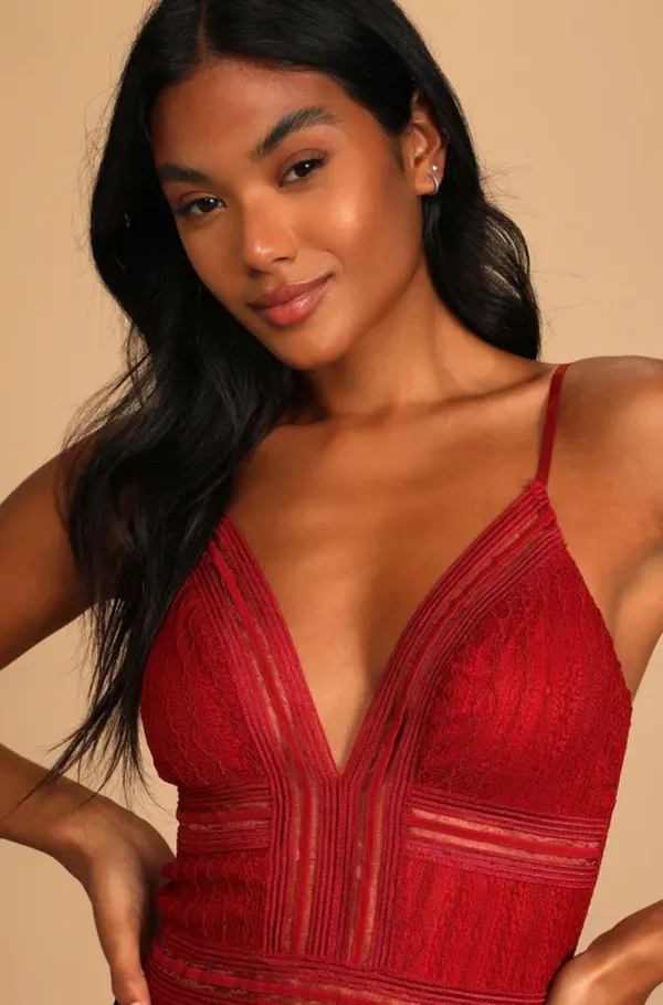 Lulu’s Casita Wine Red Lace Sleeveless Bodysuit - Image 2