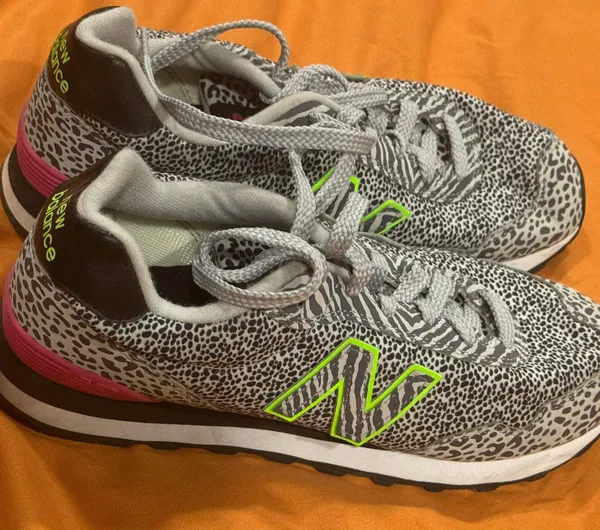 New Balance 515s Size 8 1/2 - Image 3
