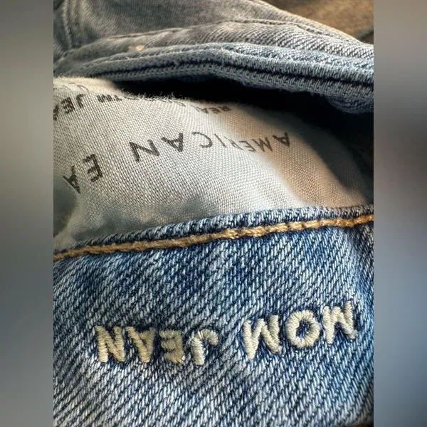 American Eagle Outfitters Straight Leg Mom Jeans - Image 5