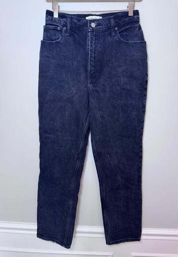 Abercrombie & Fitch Curve Love The 90s Straight Ultra High Rise Jeans Size 26 - Image 3