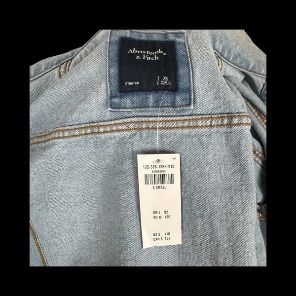 Abercrombie & Fitch Women XS‎ Denim Jacket Light Wash Distressed Classic Grunge - Image 6