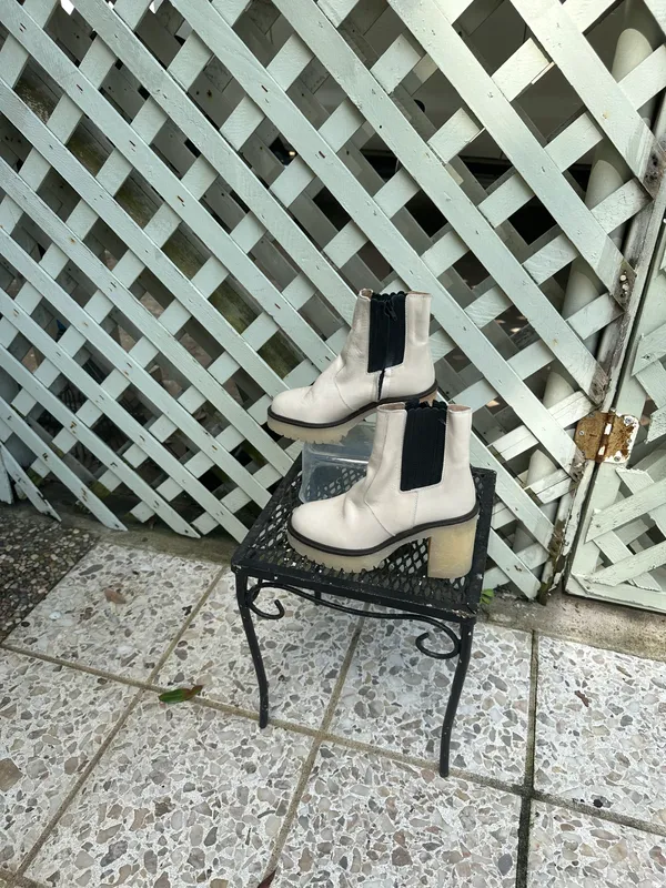 Free People James Chelsea Boots - Image 14