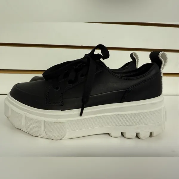 Sorel Caribou X Waterproof Chunky Platform Sneaker Size 9 Black & White Leather - Image 5
