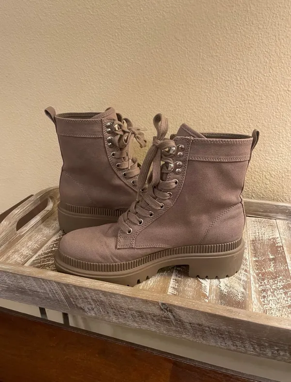 H&M Canvas Lug Sole Lace Up Combat Boots Taupe Tan Color Women’s Size 6 - Image 8