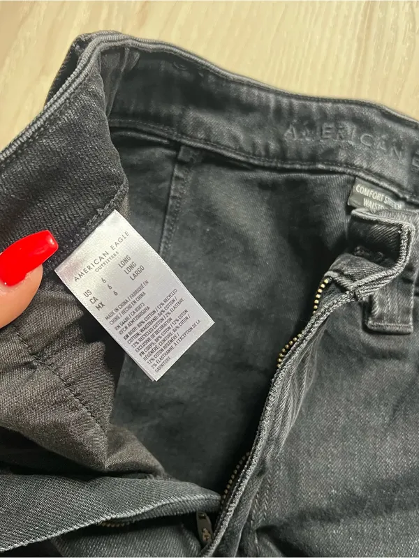 American Eagle black jeans size 6L - Image 4