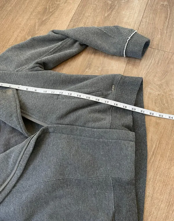 Roxy grey hooded zip up Peacoat style jacket Sherpa lined Women’s size medium - Image 13