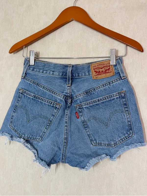 Levi’s Women’s 501 Original Fit High Rise Jean Short Distressed in Med Wash 24 - Image 4