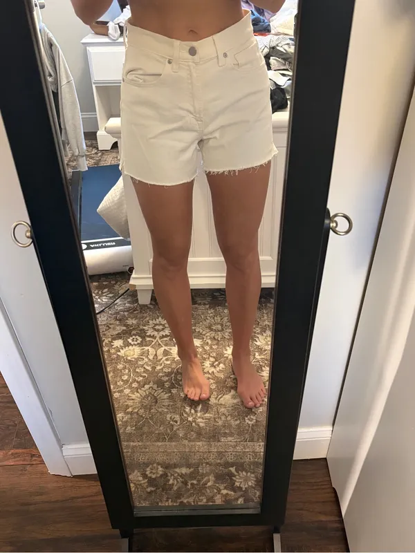 Just Black White High-Rise Denim Shorts - JBD - Image 3