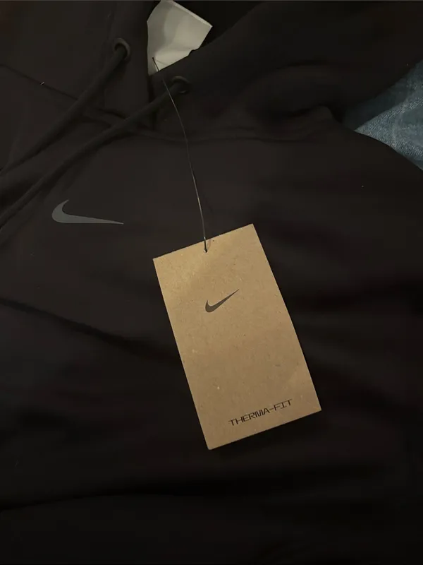 Nike Black Pullover Hoodie with Small Swoosh - Image 4