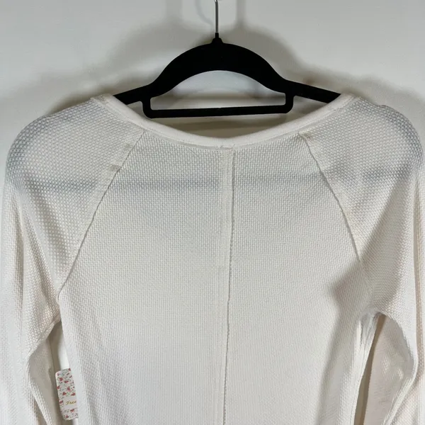 Free People Ivory Combo Henley Thermal Waffle Knit Crochet Cuff Top Large‎ Boho - Image 10