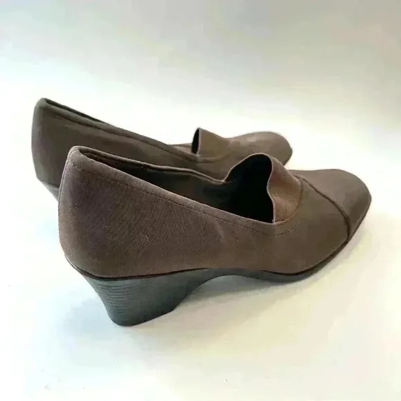 George Heels‎ Womens 6 Comfort Start Loafers Pumps Wedge Black Fabric Slip On - Image 4