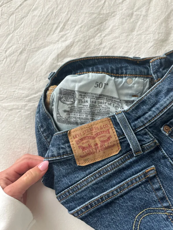Levi’s 501 Shorts - Image 3