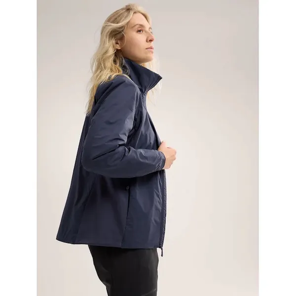 Arc’teryx Women’s Atom Jacket size L in black sapphire - Image 3