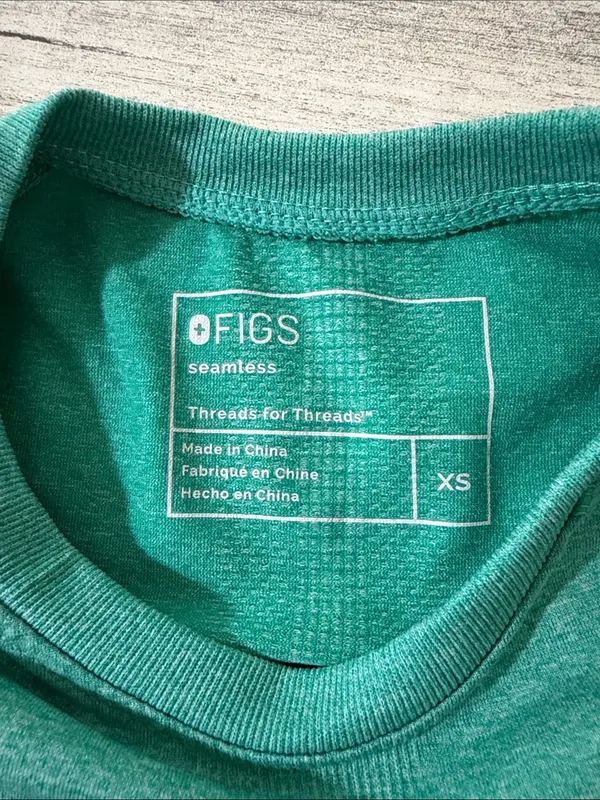 Figs Teal Teal Seamless Underscrub Top Size XS - Image 4