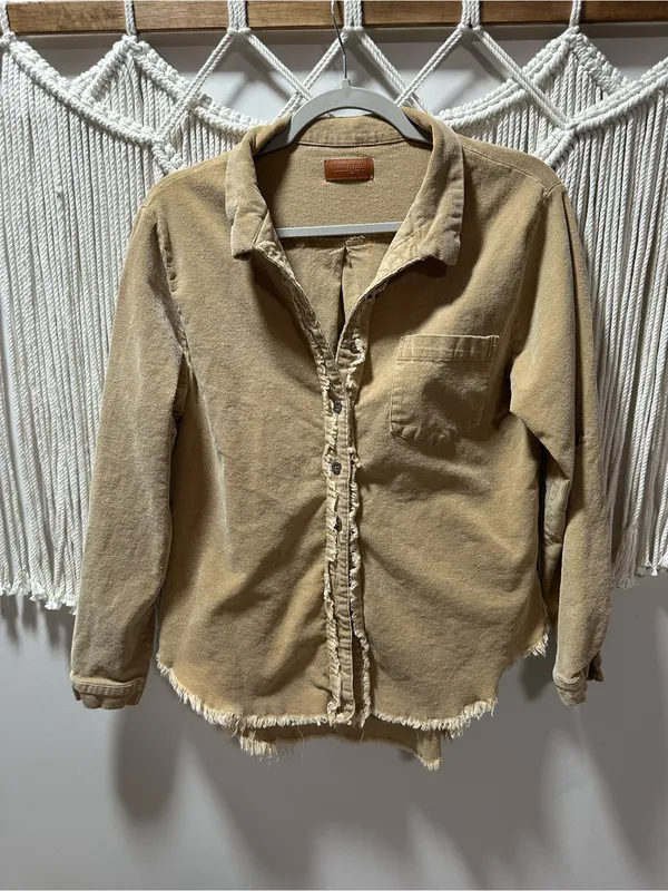 Umgee Frayed Hem Utility Jacket in Tan - Image 5