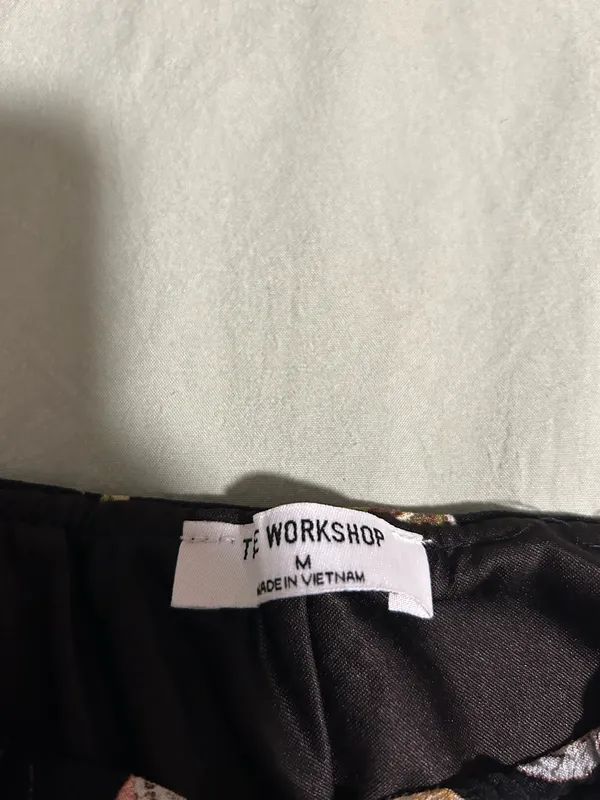 Boutique Women’s black beachy skirt - Image 4