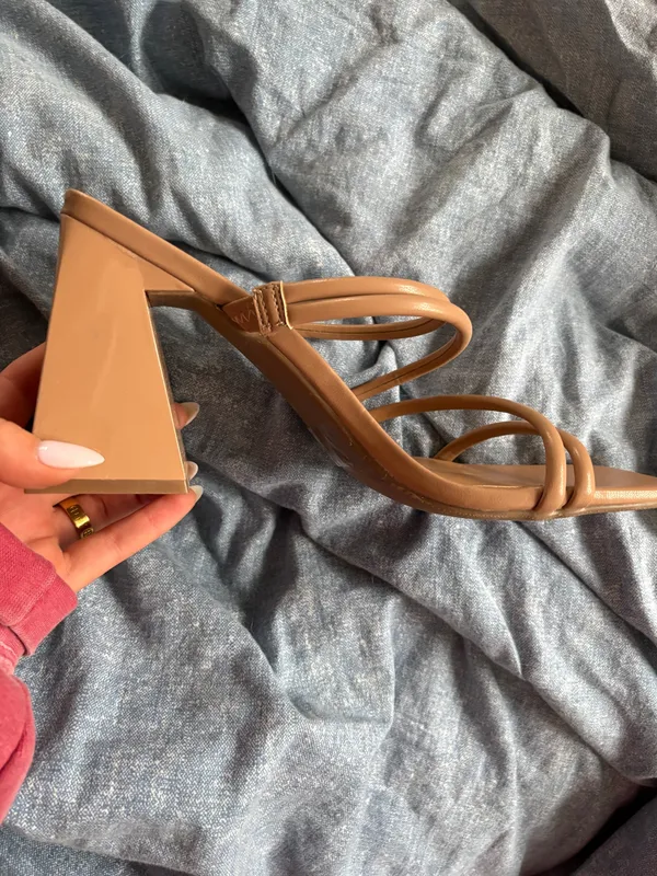 Nordstrom Heels Nude - Image 3