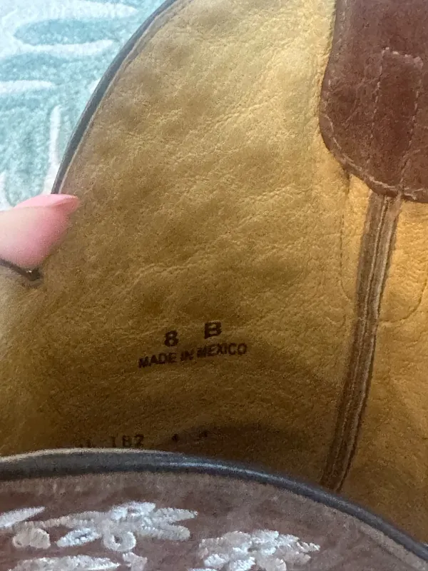 Cowboy Boots Brown Size 8 - Image 5