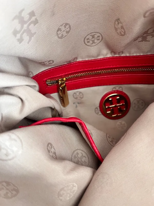 Tory Burch Red Leather ‘Kipp Foldover’ Convertible Messenger Crossbody Clutch - Image 12