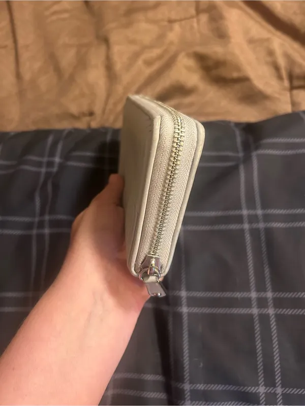 Coach Quilted Zip-Around Wallet with Logo Plaque - Image 5