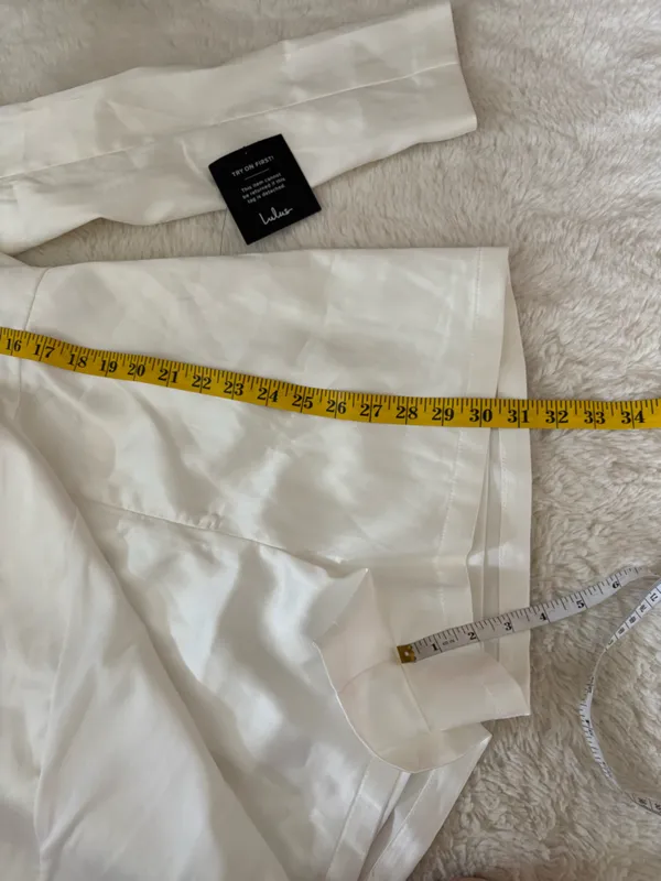 Lulus Regal Aura White Satin Long Sleeve Blazer Romper Size Small Bridal Party - Image 9