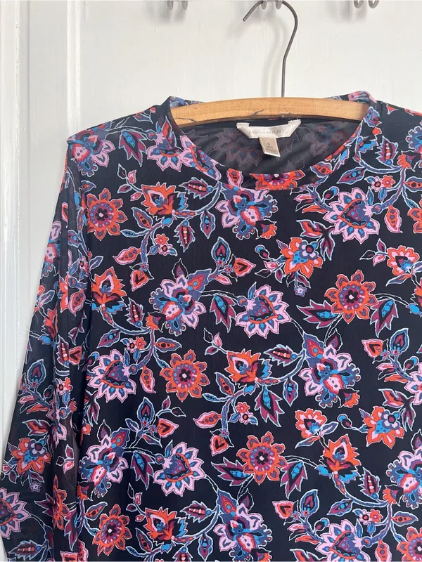 Banana Republic • floral print long sleeve mesh tee knit top blouse black sheer - Image 5