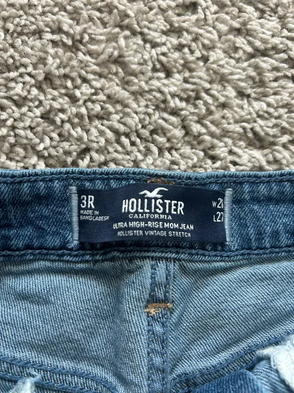 Hollister Mom Jeans High-Rise Ultra - Image 2