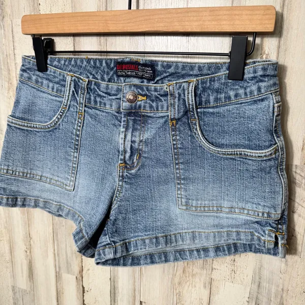 Vintage Y2k Aeropostale Denim Mini Shorts Womens Size 3/4 - Image 3
