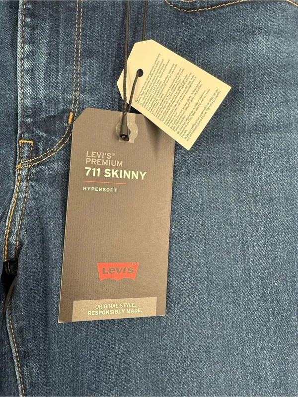 Levi's 711 Skinny Dark Blue Skinny Jeans - Women's 30x30 - Image 3
