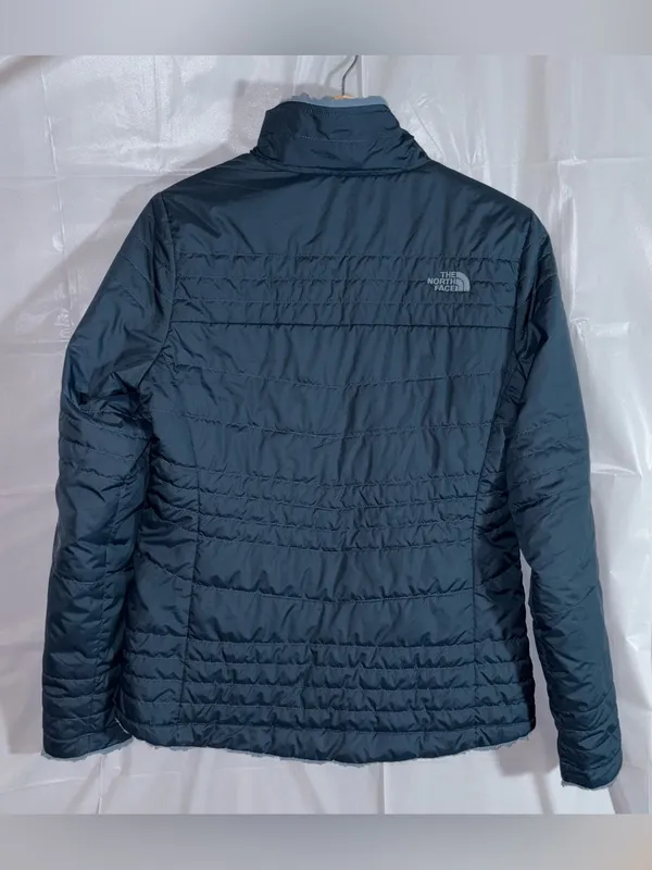 North Face Womens Insulated Reversible Jacket Sz Med Blue Warm Quilted Outerwear - Image 4