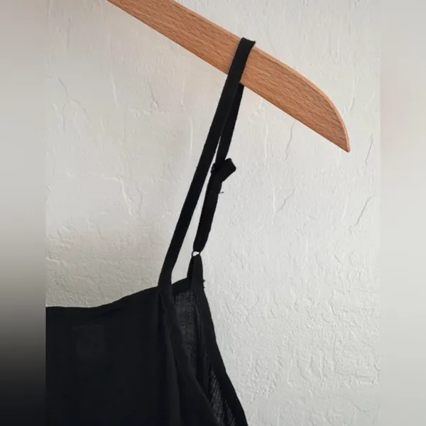 H&M Divided Black Ruffle Hem Tank Top Size‎ 4 - Image 3