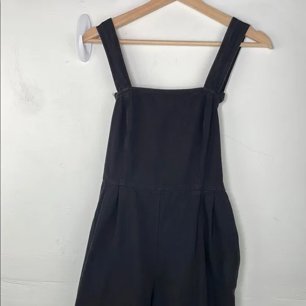 Gilli Black Jumpsuit adjustable straps back ties size Medium Cotton - Image 3