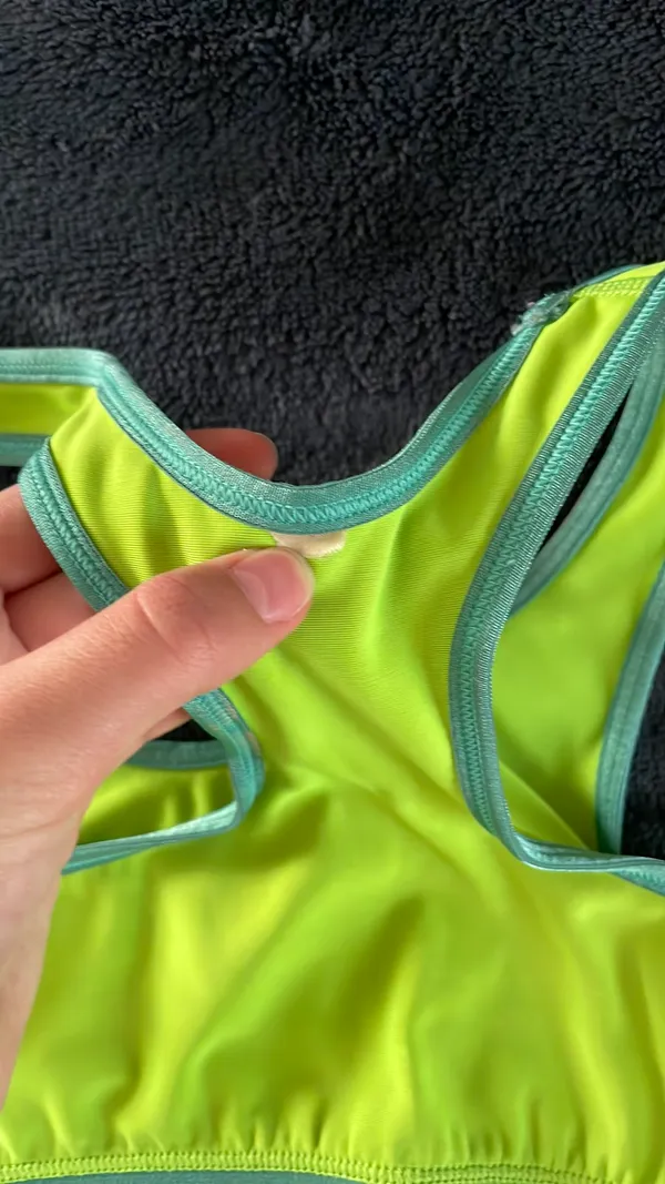 Under Armour Women’s Sports Bra Small - Image 3