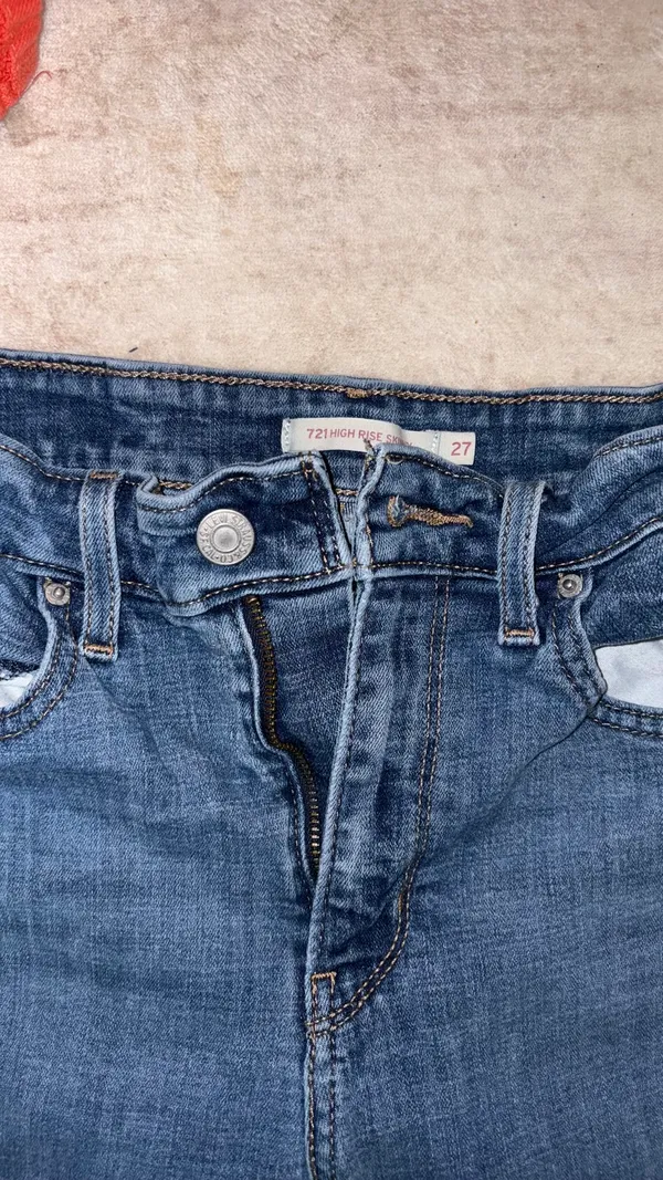 Levi’s 721 High-Rise Skinny - Image 3