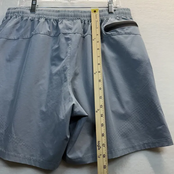 These Thrill Performance athletic shorts‎ feature a lightweight grey fabric Gray Size L - Image 3