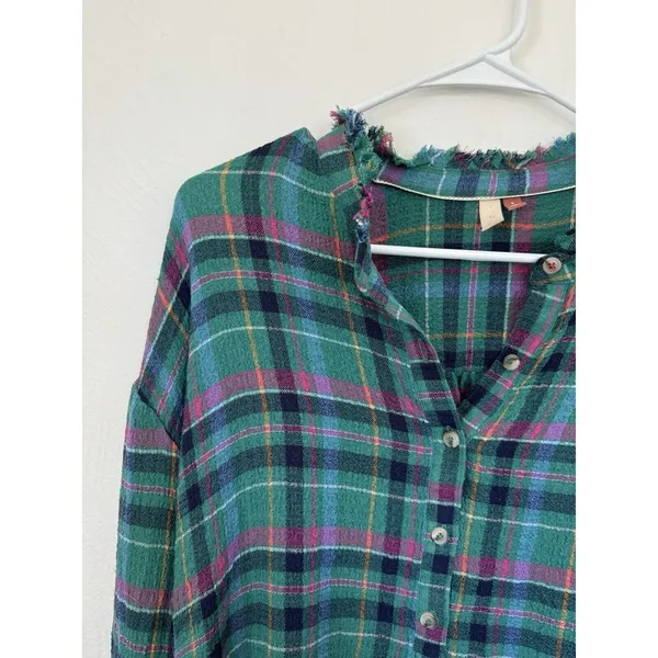Anthropologie Pilcro Cropped Puff-Sleeve Soft Crinkle Green Plaid‎ Blouse Small - Image 8