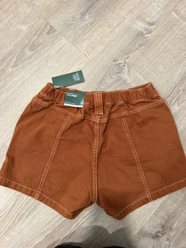 Target Shorts - Image 2