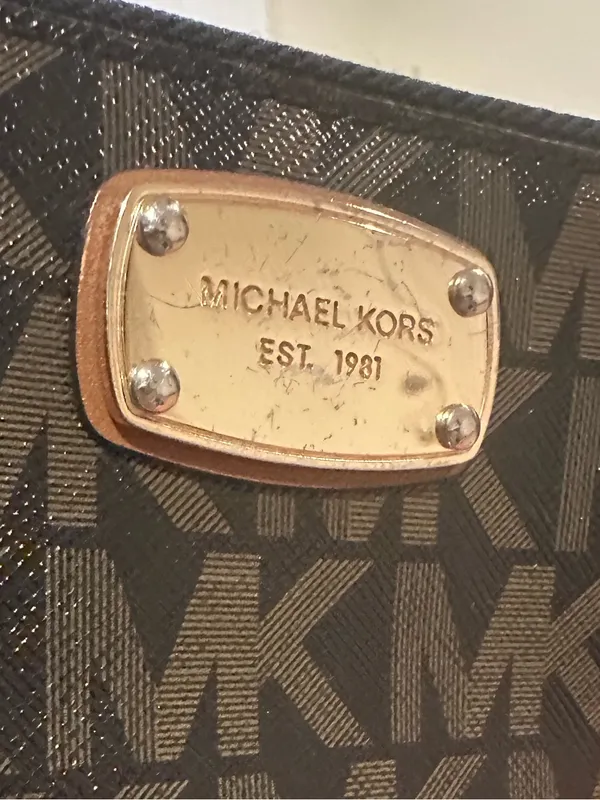 Michael Kors Jet Set Continental Wallet MK Signature Black Brown - Image 9