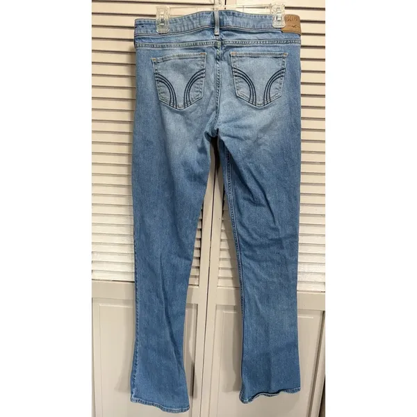 Hollister Light Flare‎ Denim Jeans Low Rise Size 9 Long Zip/Button Pockets - Image 4