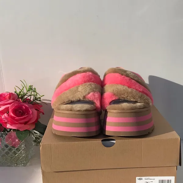 UGG Disco Stripe Slide - Image 3