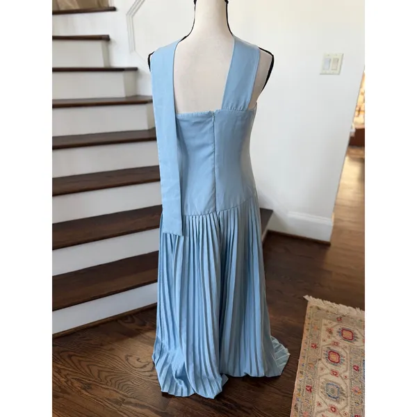 PrettyLittleThing Light Blue Drop Waist Neck Scarf Pleated Maxi Strapless Dress - Image 4