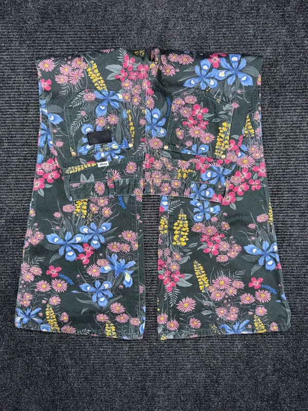 Anthropologie x Wrangler Wanderer High Rise Flare Jeans Floral Sz 28 x 32 Retro - Image 3