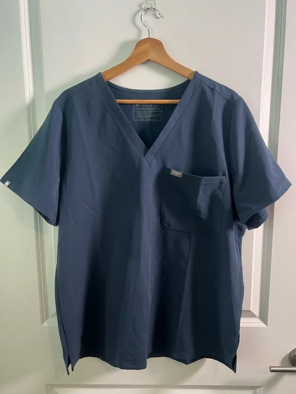 FIGS Catarina One-Pocket scrub top Size XL - Image 2